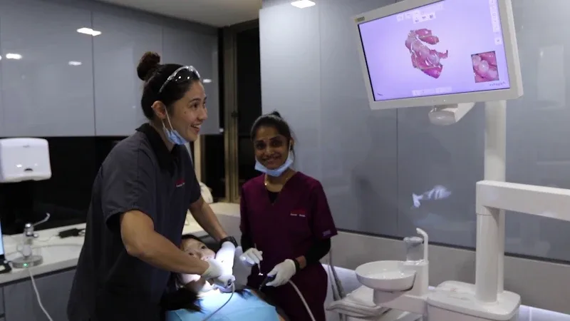 Straits Dental Group Orchard clinic